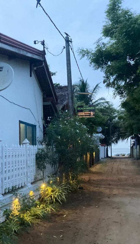 טרינקומאלה Ceylon Beach Haven Uppuveli מראה חיצוני תמונה